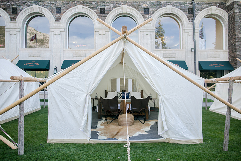 summer-camp-wedding-tents